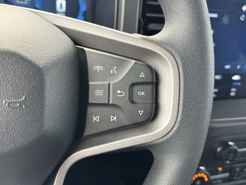 New 2025 Ford Bronco 4-Door image 19