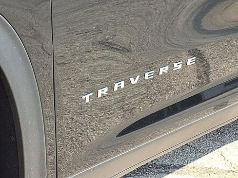 New 2026 Chevrolet Traverse LT image 24