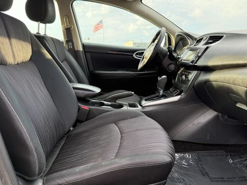 Used 2018 Nissan Sentra SV FWD image 18
