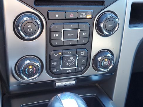 Used 2014 Ford F150 FX4 w/ Equipment Group 402A Luxury image 28