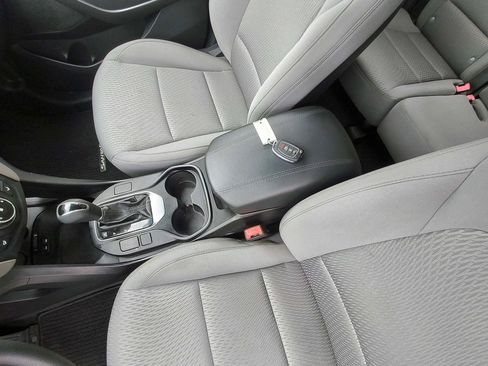 Used 2013 Hyundai Santa Fe Sport FWD image 9