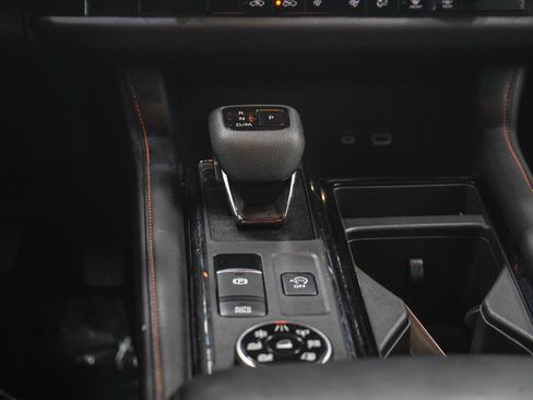 Used 2024 Nissan Pathfinder Rock Creek AWD/4WD image 18