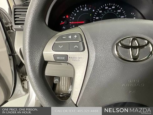 Used 2008 Toyota Camry LE image 44