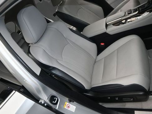 Used 2019 Lexus RX 350 FWD w/ Navigation Package image 18