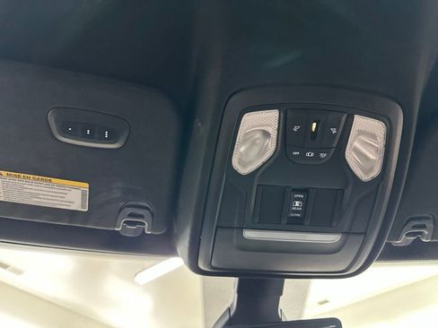 Used 2020 RAM 1500 Big Horn AWD/4WD image 33