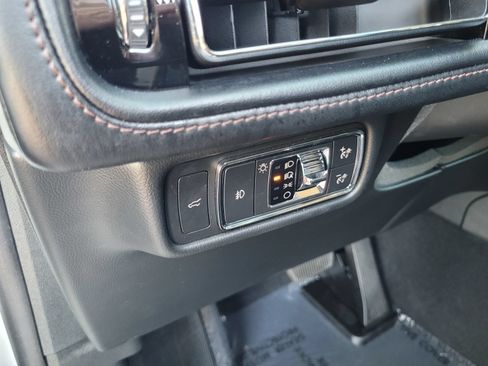 Used 2020 Lincoln Aviator Reserve w/ Elements Package Plus RWD image 18