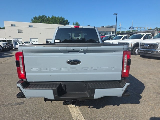 New 2026 Ford F350 Lariat w/ Black Appearance Package AWD/4WD image 9