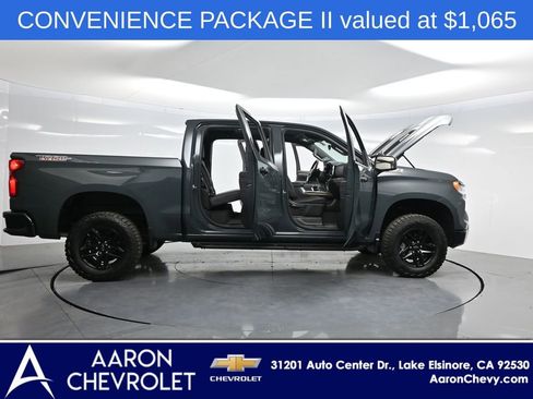 Used 2025 Chevrolet Silverado 1500 LT Trail Boss w/ Convenience Package II image 3
