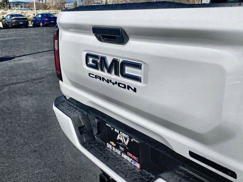 New 2026 GMC Canyon Elevation w/ LPO, Black Badging Package image 35