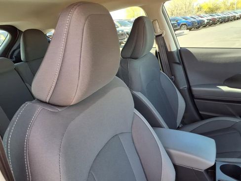 Certified 2025 Subaru Impreza 2.0i image 20