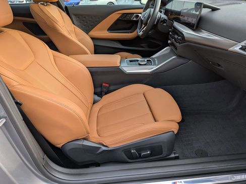 Used 2025 BMW 230i Coupe w/ M Sport Package image 33