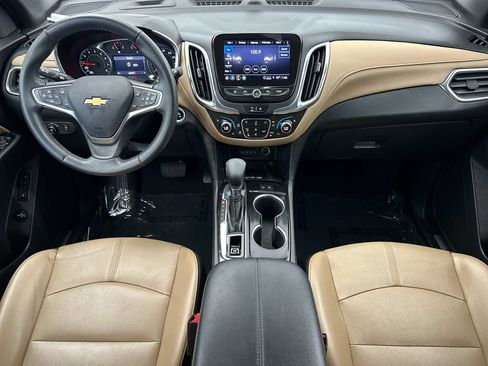 Used 2023 Chevrolet Equinox Premier AWD/4WD image 12
