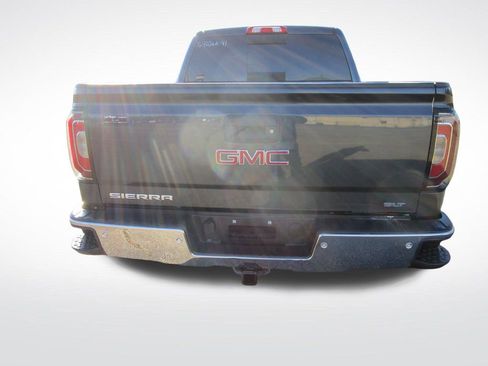 Used 2018 GMC Sierra 1500 SLT image 9