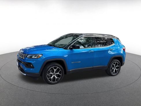 Used 2025 Jeep Compass Limited AWD/4WD image 8