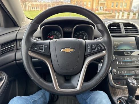 Used 2014 Chevrolet Malibu LT w/ Power Convenience Package image 14