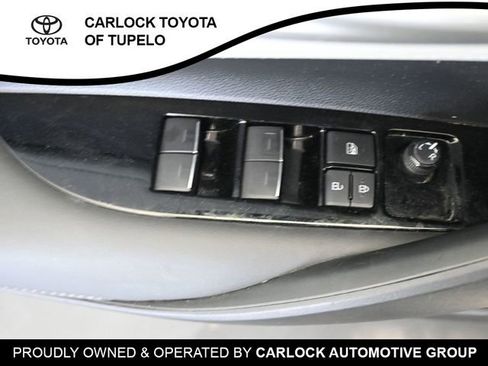Used 2024 Toyota Corolla SE FWD image 21
