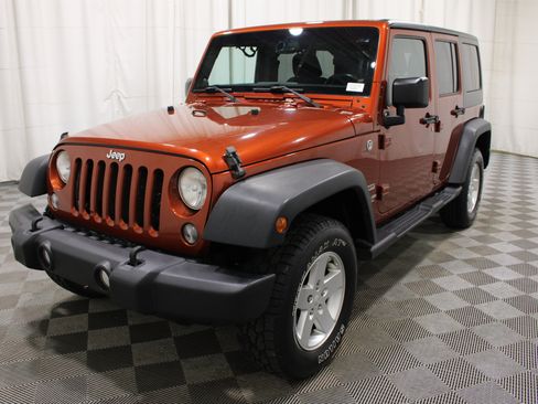 Used 2014 Jeep Wrangler Unlimited Sport w/ Quick Order Package 24S AWD/4WD image 26