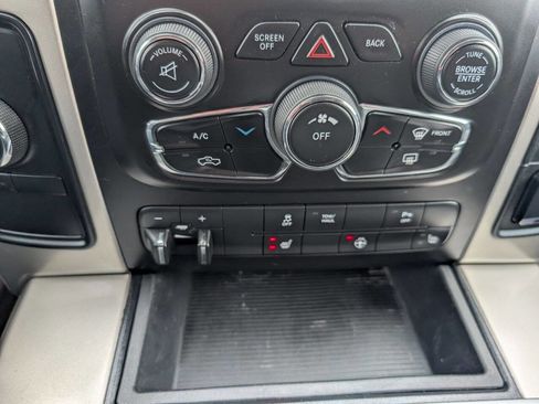 Used 2014 RAM 2500 Big Horn image 16