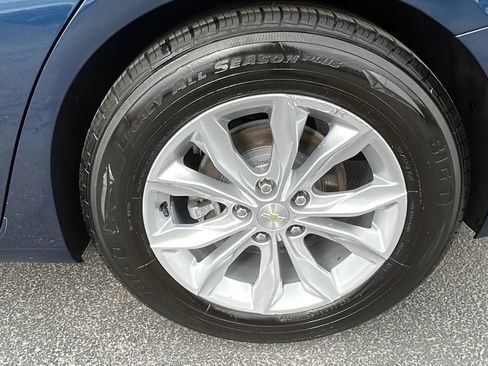 Used 2021 Chevrolet Malibu LT image 29