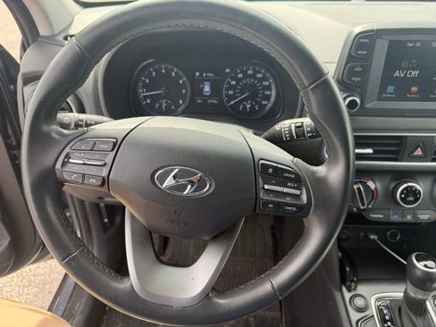 Used 2020 Hyundai Kona SEL AWD/4WD image 8