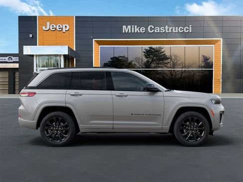 New 2026 Jeep Grand Cherokee Limited AWD/4WD image 21