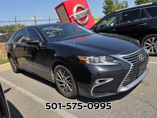 Used 2016 Lexus ES 350 w/ Premium Package w/Wood Trim FWD image 5