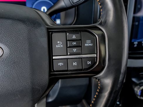 Used 2024 Ford F250 Platinum AWD/4WD image 18
