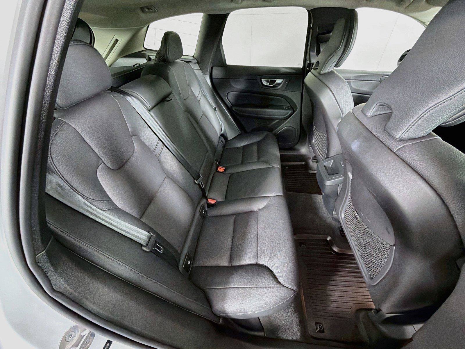 Used 2024 Volvo XC60 B5 Plus w/ Climate Package AWD/4WD image 30