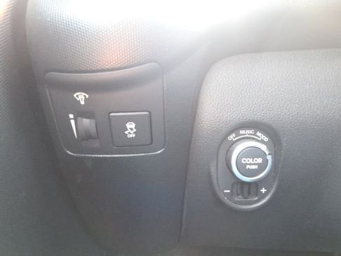 Used 2013 Kia Soul + w/ Audio Pkg image 21