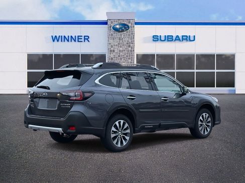 Used 2025 Subaru Outback Touring XT image 4