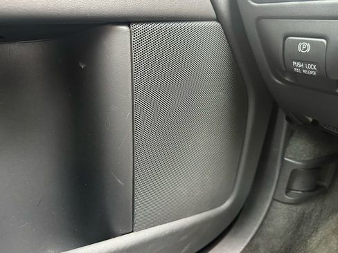 Used 2012 Volvo XC70 3.2 Premier image 19