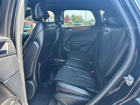 Used 2018 Lincoln MKC Reserve w/ Lincoln MKC Climate Package AWD/4WD image 10
