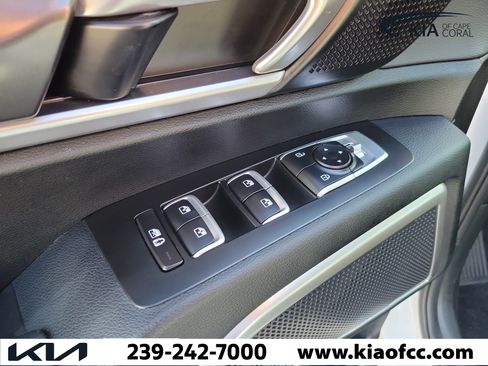 Certified 2024 Kia Telluride LX FWD image 21