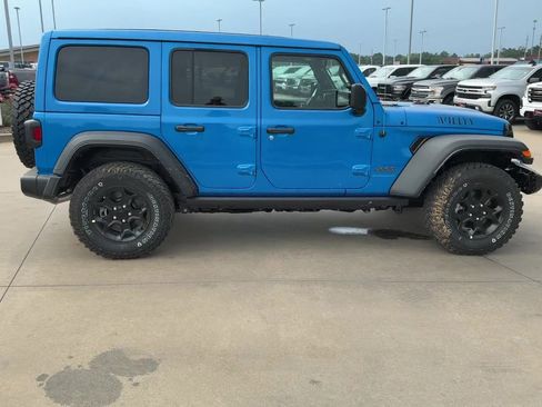 New 2023 Jeep Wrangler Unlimited w/ Sun & Screen Package image 9