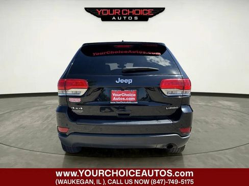 Used 2017 Jeep Grand Cherokee Laredo w/ Quick Order Package 23E AWD/4WD image 4