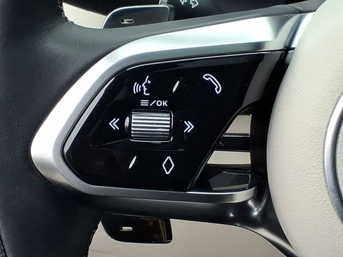 Certified 2024 Jaguar F-PACE SVR AWD/4WD image 16