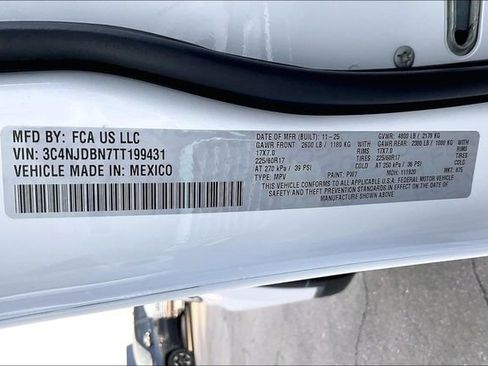 New 2026 Jeep Compass Latitude image 15