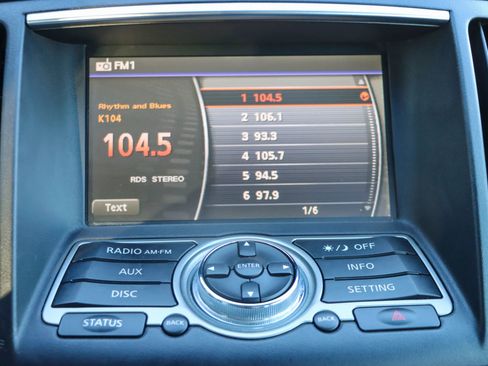 Used 2013 INFINITI G37 Journey w/ Premium Pkg image 32