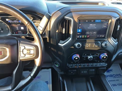 Used 2019 GMC Sierra 1500 AT4 image 17