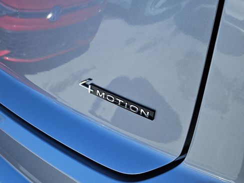 New 2026 Volkswagen Atlas Cross Sport SEL R-Line AWD/4WD image 6
