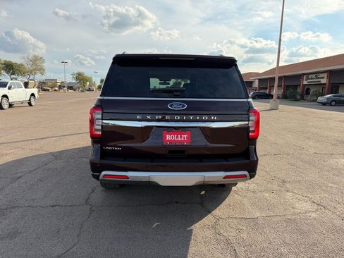 Used 2024 Ford Expedition Limited image 7