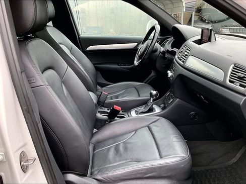 Used 2018 Audi Q3 2.0T Premium w/ Convenience Package image 8