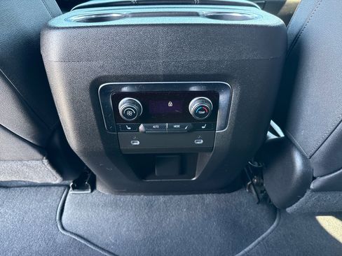 Used 2023 Chevrolet Tahoe High Country w/ Premium Package 2 AWD/4WD image 16