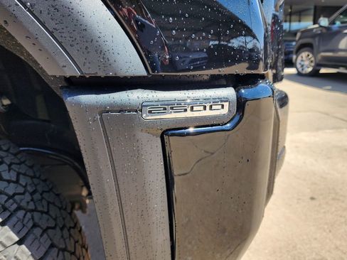 New 2026 GMC Sierra 2500 Denali Ultimate image 11