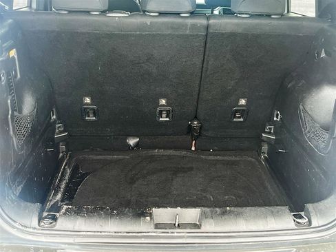 Used 2018 Jeep Renegade Latitude image 24