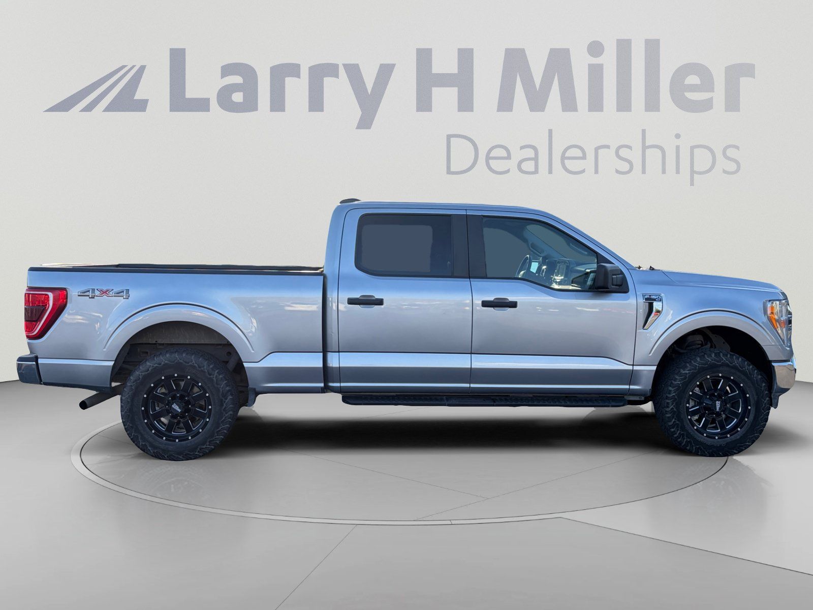 Used 2021 Ford F150 XLT w/ Trailer Tow Package AWD/4WD image 6