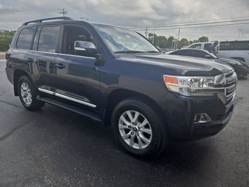 Used 2016 Toyota Land Cruiser AWD/4WD image 7
