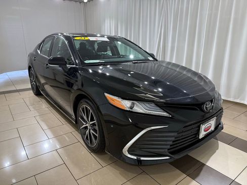 Certified 2023 Toyota Camry XLE w/ Protection Package (Q2) (TMS) image 7