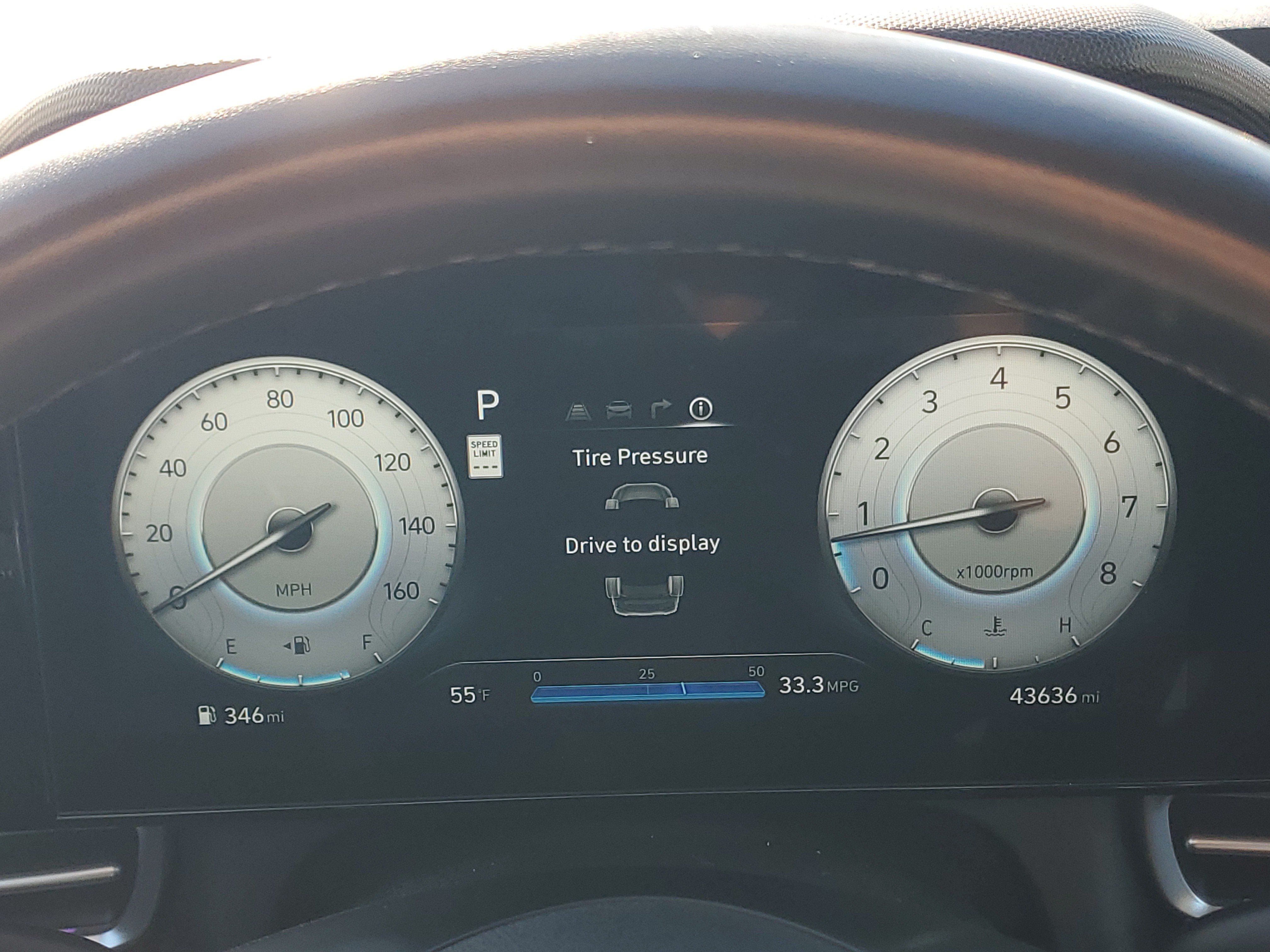 Used 2025 Hyundai Elantra SEL FWD image 25