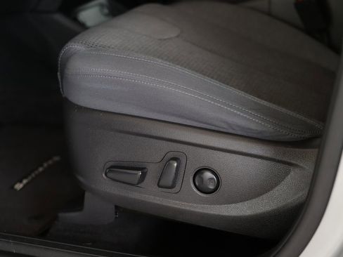 Used 2022 Hyundai Santa Fe SEL w/ Convenience Package image 21